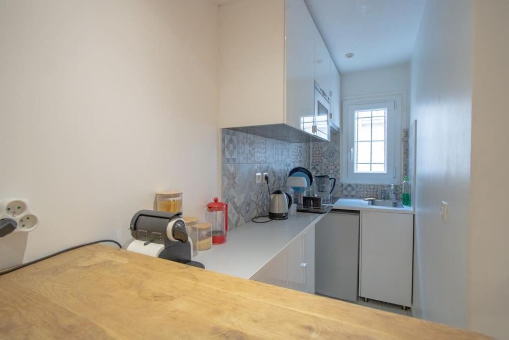 Appartement Au Petit Gnolles - 450m Metro - 100m Parc Paris